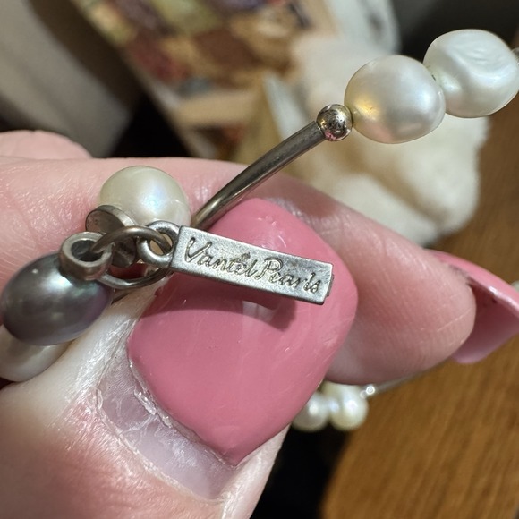 Vantel Pearls White & Silver Wrap Bracelet. - Picture 6 of 6